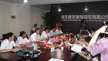 公安部采購中心主任王強現場視察給予肯定