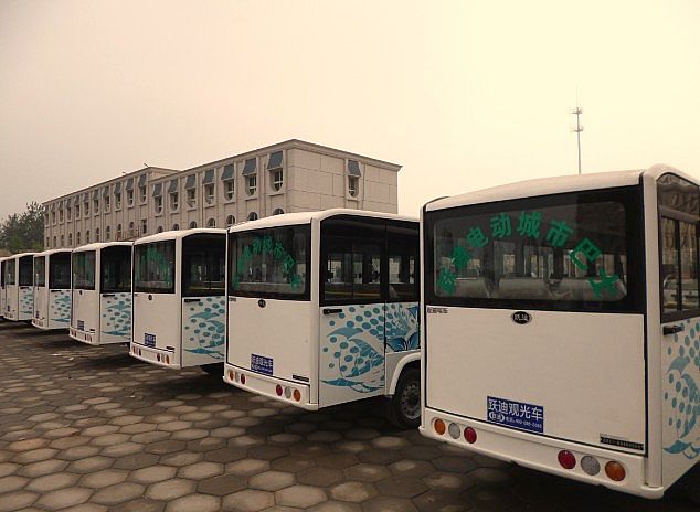 永年11輛電動(dòng)小公交發(fā)車儀式