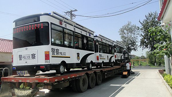 成都市公安局再次發車