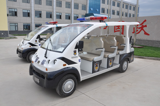 河北邯鄲:11座警察電動巡邏車定制