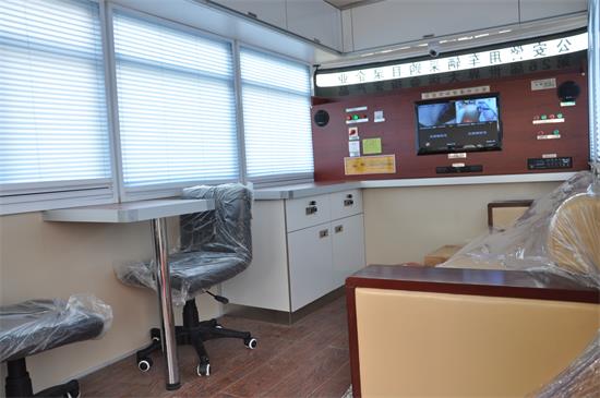 躍迪移動警務(wù)室裝車運(yùn)四川成都