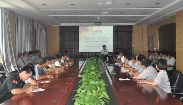 電動(dòng)汽車,電動(dòng)轎車,電動(dòng)汽車價(jià)格,純電動(dòng)汽車