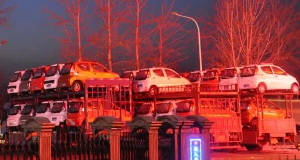 躍迪電動汽車批量發車昆明—節能環保▶◀綠色出行