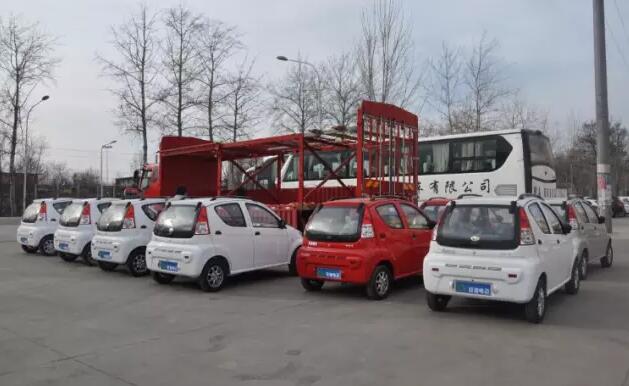 躍迪電動汽車批量發(fā)車廣西—躍迪，您身邊的電動汽車生產(chǎn)專家