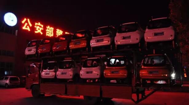 躍迪電動汽車批量發車河南——躍迪電轎，軍工品質
