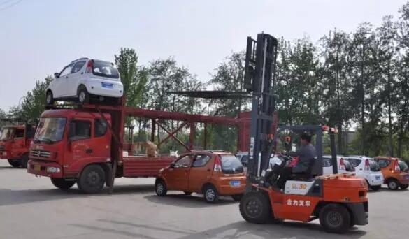 躍迪電動汽車批量發車保定——“足跡”遍布全國