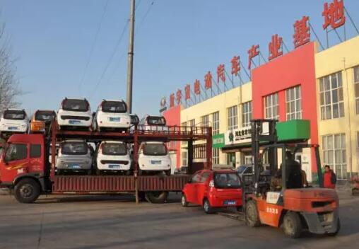 躍迪電動汽車批量發車四川—彰顯躍迪實力與魅力