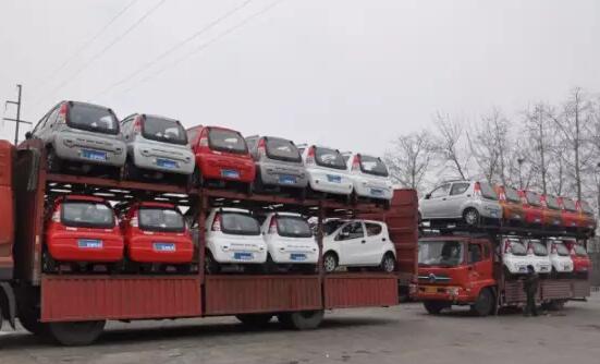 躍迪電動汽車批量發車四川—彰顯躍迪實力與魅力