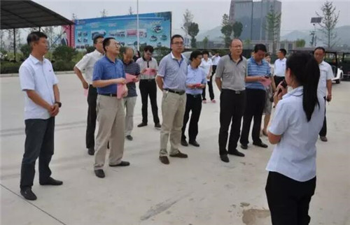 陜西省商務(wù)廳副廳長唐宇剛實(shí)地調(diào)研