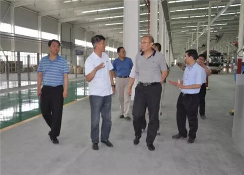 電動(dòng)客車廠家