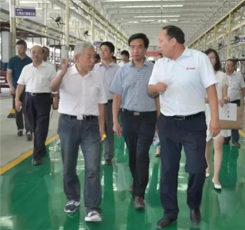 陜西省各高校專家、教授、學者一行到陜西躍迪考察