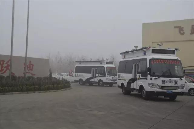 30臺躍迪燃油移動警務室批量發往河北石家莊交管局——霧霾鎖城，躍迪24小時全天候執勤