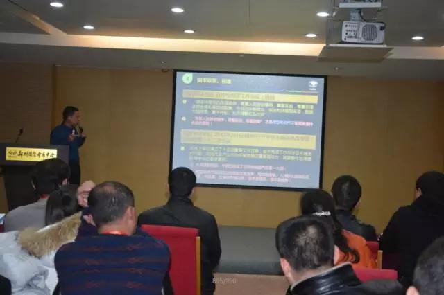 躍迪智能家族集結亮相鄭州展，萬人見證，共贏未來