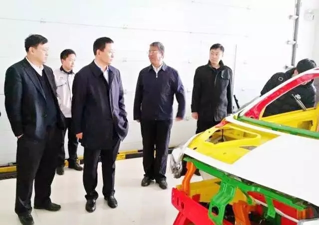 河北省臺灣同胞聯(lián)誼會王耀冀會長一行蒞臨躍迪集團(tuán)慰問臺灣籍專家