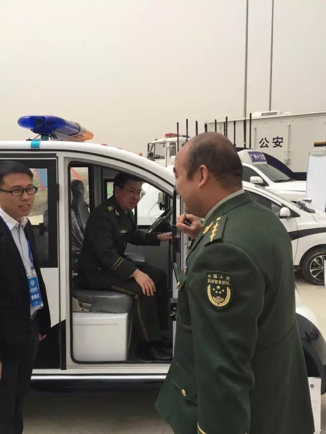 2017年回顧系列--- 躍迪新能源汽車(chē)參展風(fēng)采