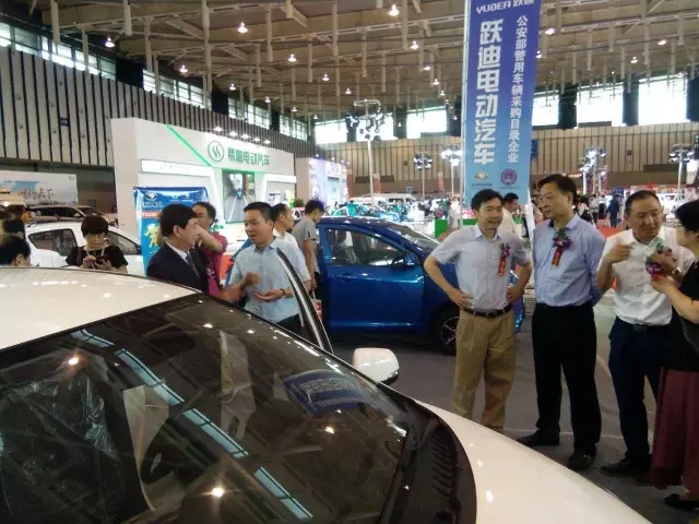 2017年回顧系列--- 躍迪新能源汽車(chē)參展風(fēng)采