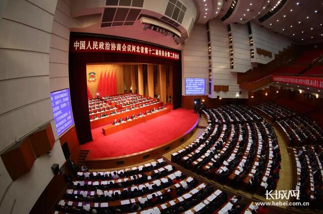 [聚焦兩會]新宇宙董事長:做強新興制造業 助力消費升級