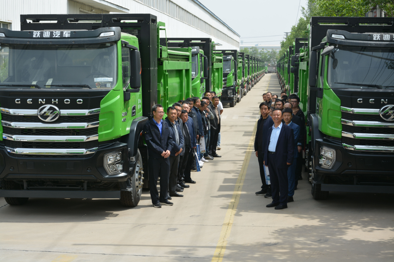 政府搭臺企業唱戲石家莊市渣土辦率21家企業蒞臨躍迪集團參觀考察