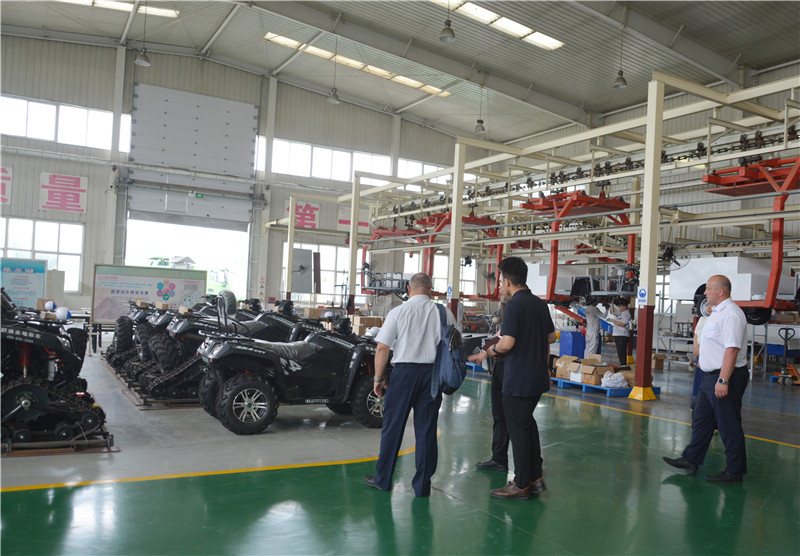 白俄羅斯 BATE 總經理一行赴躍迪集團參觀考察