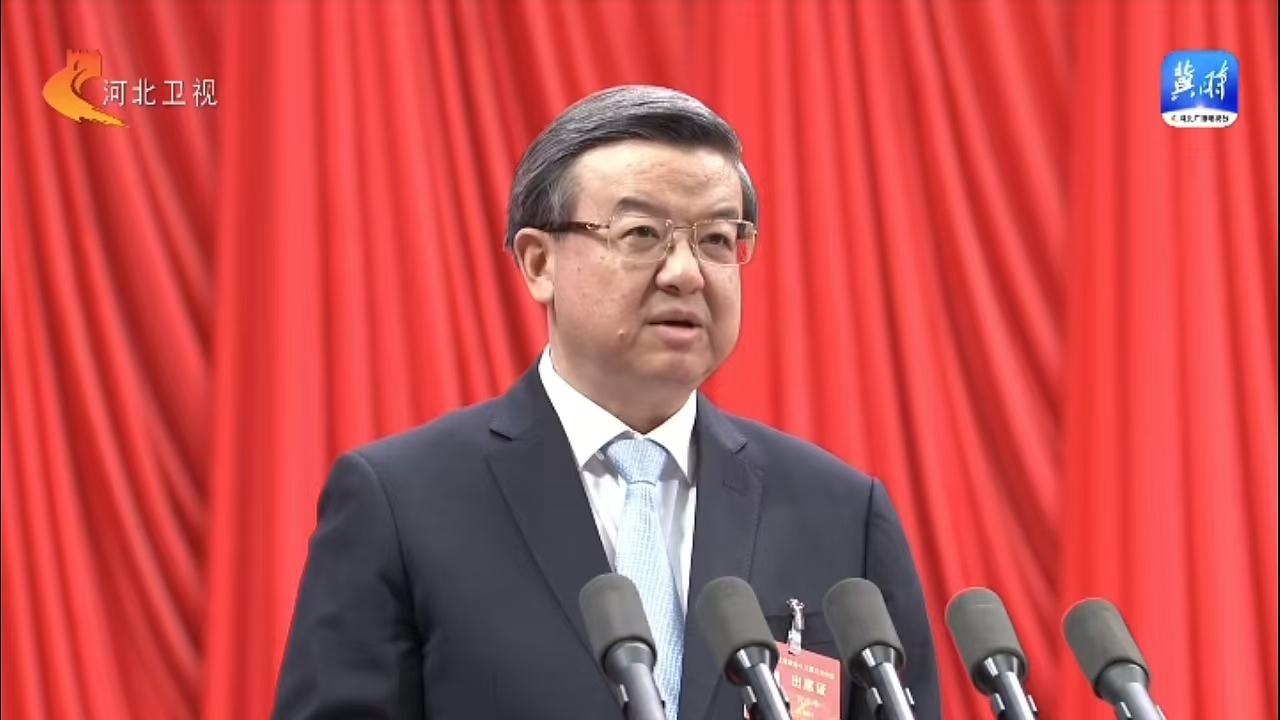 河北省政協(xié)十三屆三次會(huì)議開幕：河北省政協(xié)委員、躍迪集團(tuán)董事長呂洪濤參加會(huì)議并接受采訪